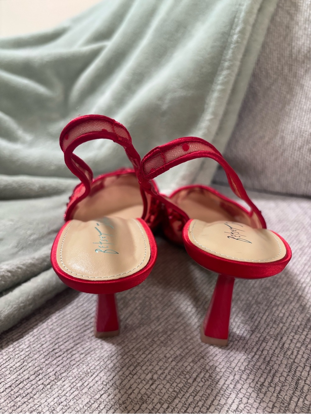✨Nikki Red Betsey Johnson Heels Size 8.5 - Picture 5 of 12